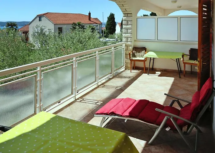Couple Getaway Near Adriatic Sea Апартаменты Биоград-на-Мору